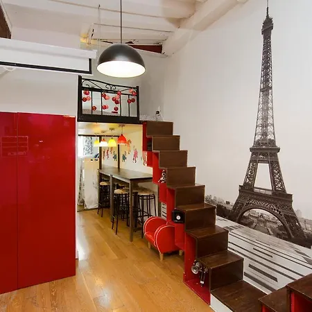 Colored Chatelet